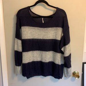 Light weight Free People sweater